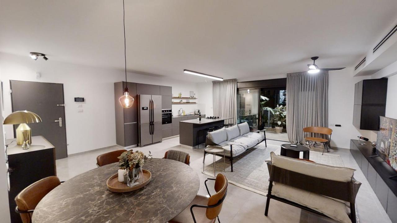 Luxury 3&4 Bedroom New Apartments - Close To The Beach & Bahai Gardens Haifa Exterior photo