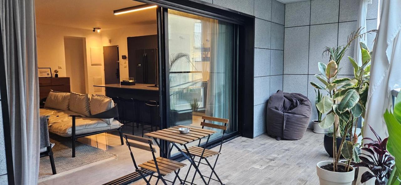 Luxury 3&4 Bedroom New Apartments - Close To The Beach & Bahai Gardens Haifa Exterior photo